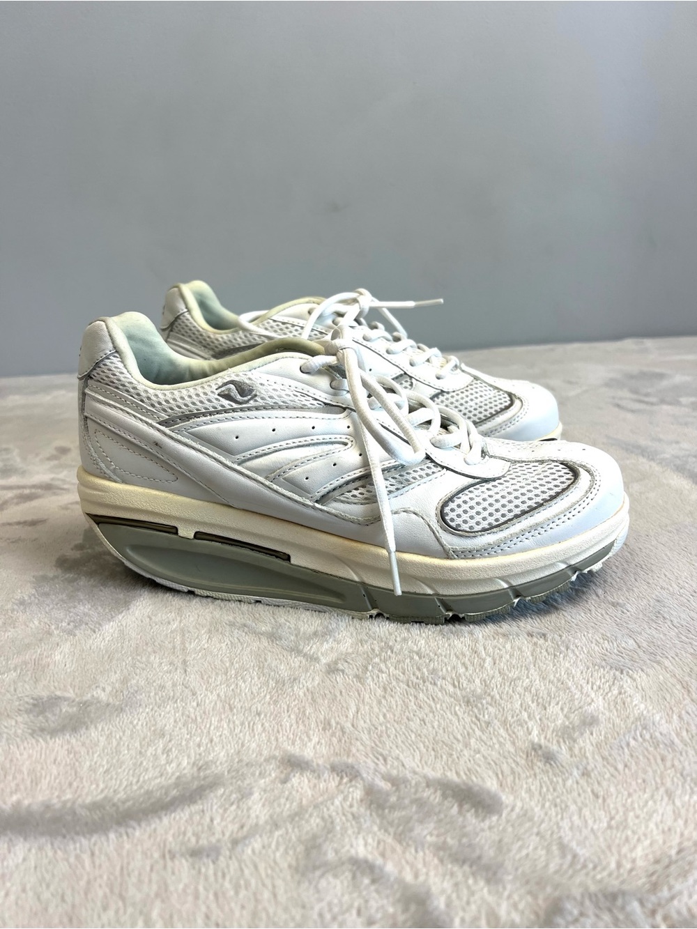 Dr. Scholl's Natural Sport Atlas Walking Shoes White Leather Sneakers Size 8
